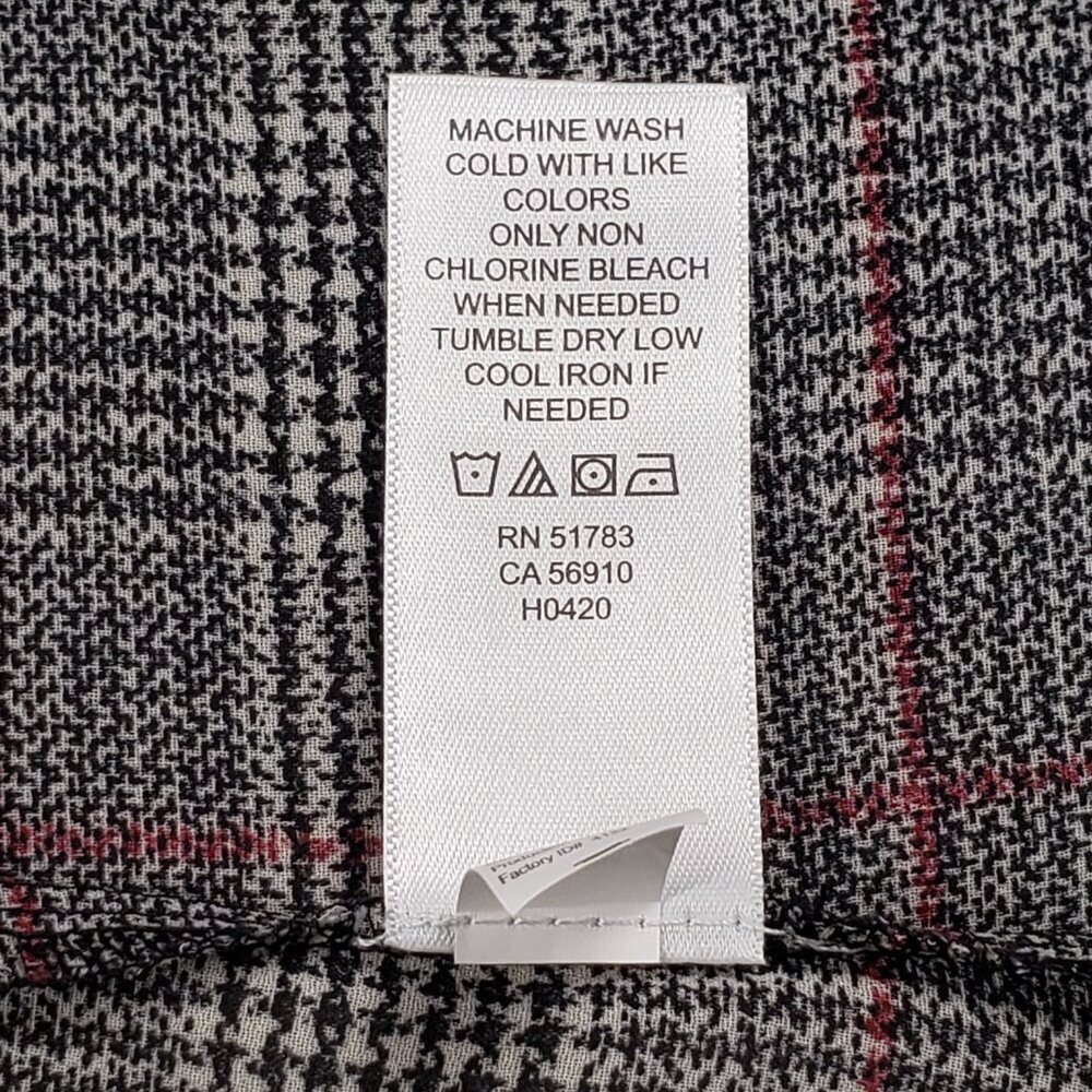 Maurices Women’s Large Plaid V-Neck Button Front Blouse Long Sleeve - Picture 9 of 11